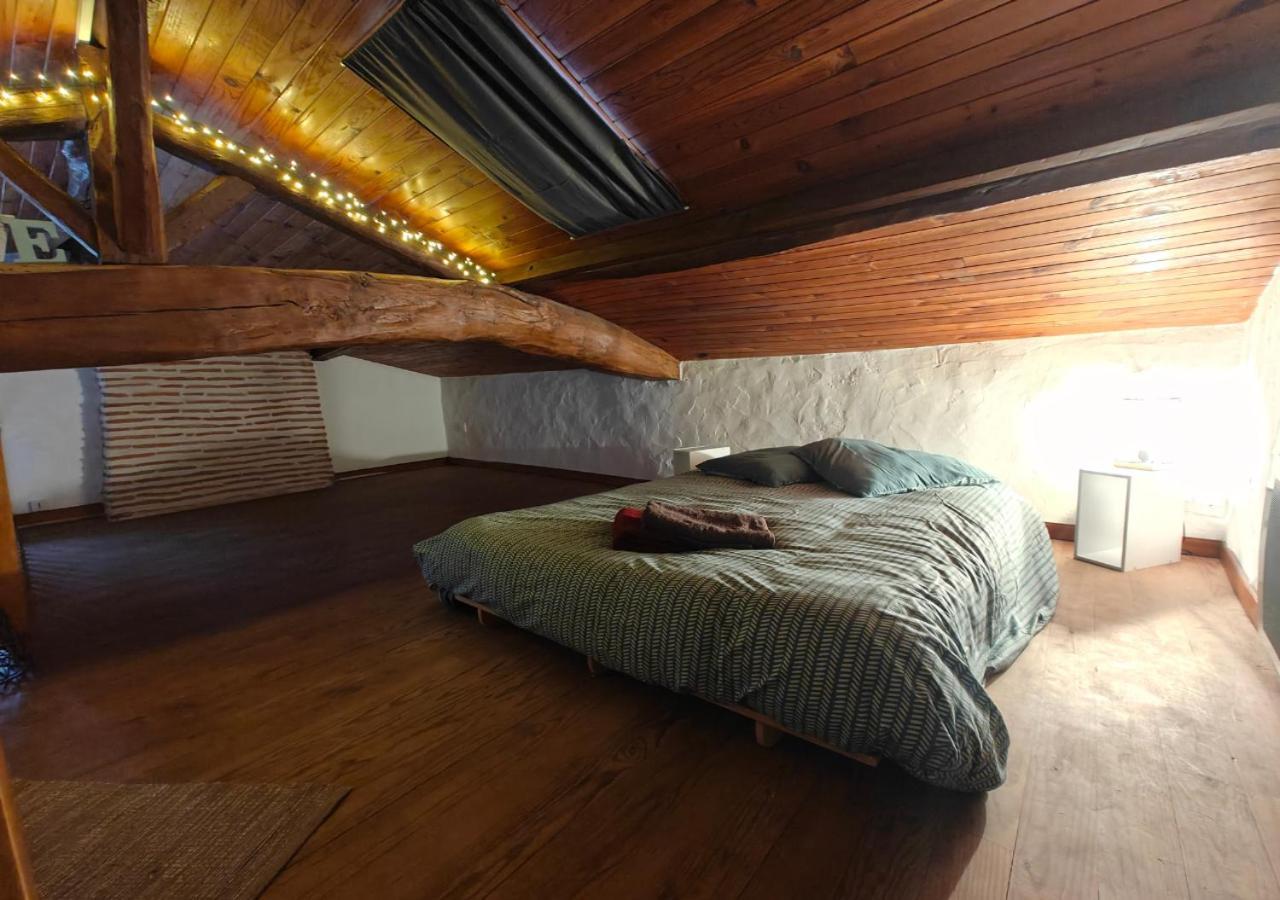 Logement Entier Style Chalet - 1 A 5 Pers - Langon  Exterior photo